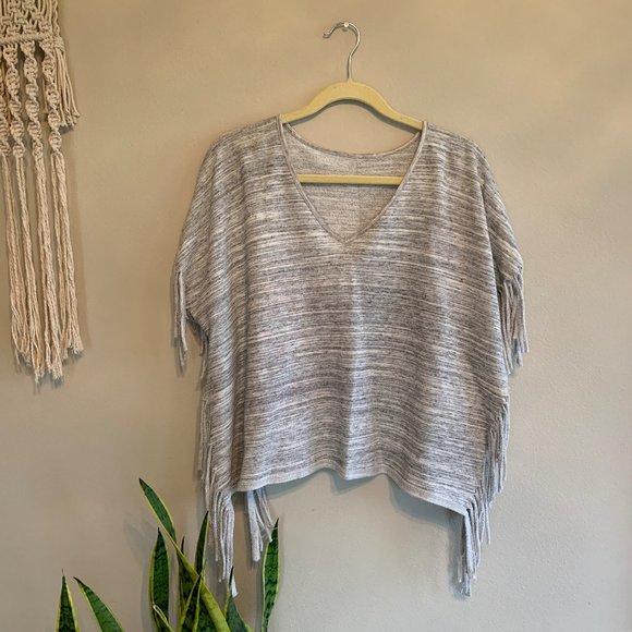 Reversible Fringe Top - Picture 3 of 4